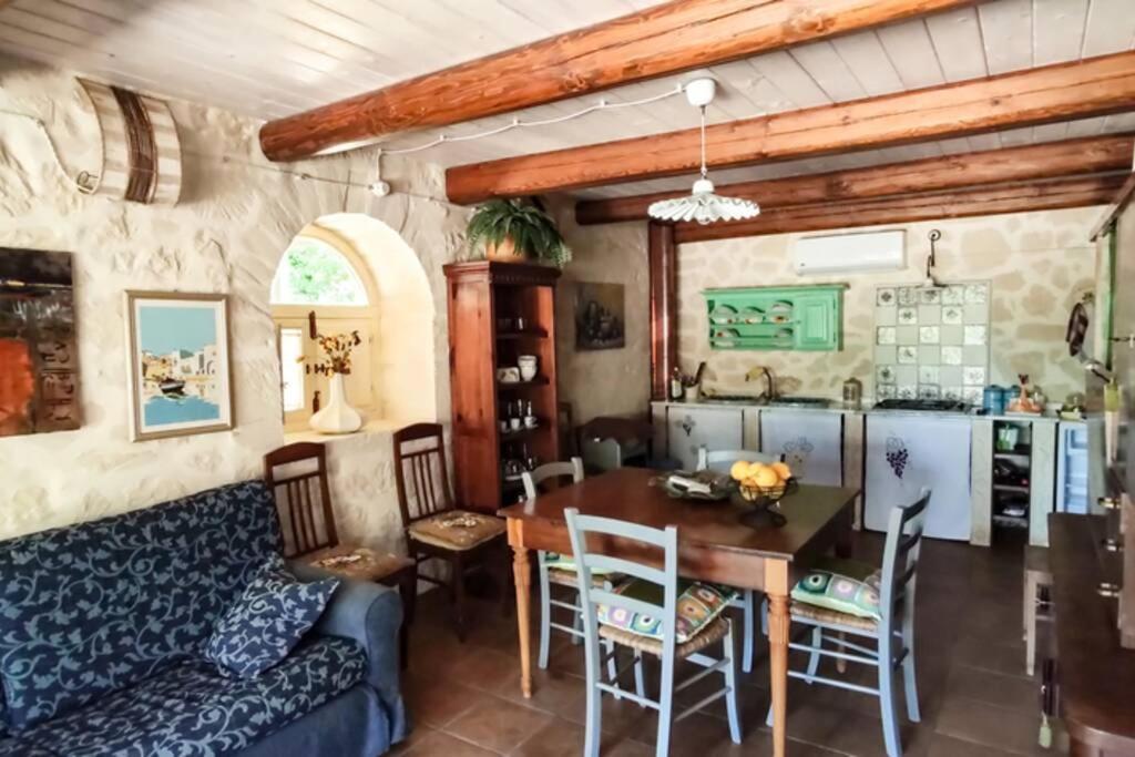 Villa Neli, Palazzolo Acreide, Siracusa, Hot Tub, Wi-Fi & Parking Ngoại thất bức ảnh
