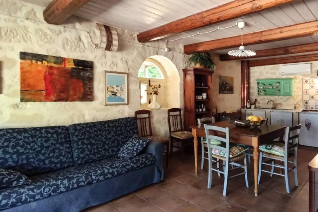 Villa Neli, Palazzolo Acreide, Siracusa, Hot Tub, Wi-Fi & Parking Ngoại thất bức ảnh